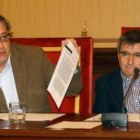 Chamorro y Fernández, ayer durante el pleno casi monográfico sobre las tarifas de agua.