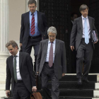 Representantes del FMI, BCE y CE, ayer en Atenas.
