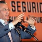 El juez Baltasar Garzón, en una imagen de archivo, durante una conferencia que pronunció en México