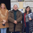 El alcalde, Javier Carrera, tercero a la izquierda, junto a la diputada provincial, Gemma Villarroel. DL