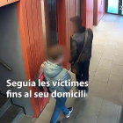 Los Mossos detienen a un hombre que robaba a menores con un cuchillo.