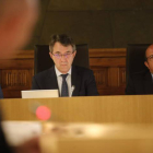 Juan Martínez Majo y Francisco Castañón, durante un Pleno en la Diputación