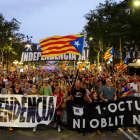 Manifestación por el sexto aniversario del referéndum del 1 de octubre celebrada este domingo en Barcelona, convocada por diversas entidades independentistas, como el Consell de la República, ANC, Òmnium, Intersindical o la AMI. EFE / Enric Fontcuberta.