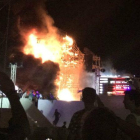 Fuego en el escenario de Tomorroland de Santa Coloma de Gramanet.