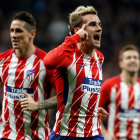 El delantero francés del Atlético, Antoine Griezmann, celebra su gol. JUANJO MARTÍN