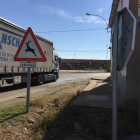 Los vecinos consideran que la falta de señalización puede provocar situaciones de peligro para los peatones.