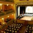 Vista del interior del Teatro Villafranquino, que sigue en la red de teatro