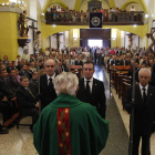 José Manuel de Luis, Fernando Salguero y Francisco García (secretario), durante la misa.