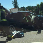 El ocupante del turismo siniestrado, que fue rescatado por los bomberos, resultó herido grave. DL