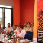 Camino Alonso interviene en un momento de la presentación del Movimiento Cívico.