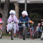 Cacabelos salió a la calle para disfrutar de un Carnaval que llevaba tiempo esperándose. ANA F. BARREDO