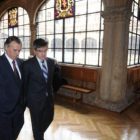 Francisco Álvarez y Fernández, antes del acto en el Palacio de los Guzmanes.