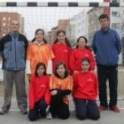 Formación del equipo del San Claudio, que milita en la categoría alevín femenino