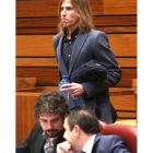 Pablo Fernández, Sarrión y Santos, ayer, en el Pleno.