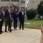El rey, con las autoridades en Ponferrada. DL