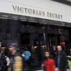 Establecimiento de Victoria's Secret en el que fueron sorprendidas las jóvenes, este jueves en Nueva York.
