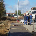 Los operarios trabajan en la calle del Greco.