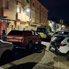 Los servicios de emergencias en el lugar de los hechos. DL