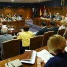 La corporación, en la imagen, celebra hoy el pleno más importante