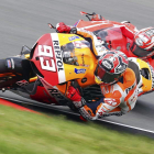 Marc Márquez y Nicky Hayden, durante la clasificación del Gran Premio de Alemania.