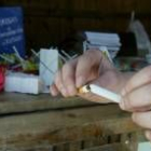Intercambio de cigarrillos por chupa-chups el año pasado en León
