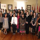 Autoridades y alumnos participantes en el curso que se celebra estos días en Gordoncillo.