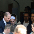 El principe Guillermo del Reino Unido en la mezquita Masjid Al Noor en Christchurch, Nueva Zelanda.