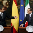 Zapatero y Berlusconi, tras la entrevista.