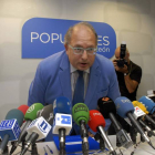 Eduardo Fernández toma el mando del PP.