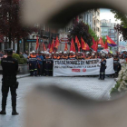 Un centenar de trabajadores de Minerplan se manifestaron ayer por las calles de León