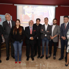 Todos los premiados, entre Arsenio García, Luis del Olmo, Juan Martínez Majo y Emilia Villanueva, ayer en el Teatro Gullón. RAMIRO