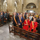 Las autoridades durante la celebración de la misa de San Juan.