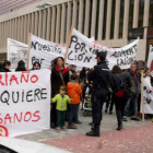 Protesta frente a las Cortes, en noviembre del año pasado.
