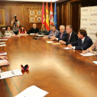 Reunión de los colegios en el Ayuntamiento de León.