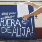 La imagen muestra la pintada que dio lugar a las denuncias.