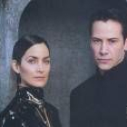 Carrie Anne-Moss y Keanu Reeves, los protagonistas de «Matrix Revolutions»
