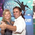 Anne Igartiburu y Alonso Caparrós en una gala de «¡Mira quién baila!»