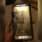 Un usuario muestra cómo se quemó su Samsung Note 7.