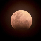 Imágenes del eclipse de enero del año pasado lunar visto desde Yakarta (Indonesia).