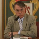 El subdelegado del Gobierno, durante la presentación de la campaña