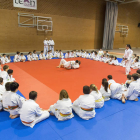 Los judocas estrenaron el tatami con una exhibición. F. OTERO