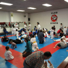 Niños y mayores disfrutaron del judo en el Club Kyoto.