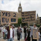 Opositores al Brexit en Parliament Square, el sábado.