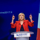 La líder y candidata del partido Frente Nacional (FN) a la presidencia de Francia, Marine Le Pen, da un discurso durante una concentración de campaña electoral el pasado lunes.
