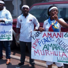 Un grupo de militantes de LUCHA se manifiesta en Goma.