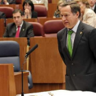 Alejandro Valderas jura el cargo
