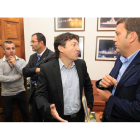 Toñín Atanasio, Santiago Macías, Neftalí Fernández, Samuel Folgueral y Riesco, antes de presentar el viaje a Dinamarca.