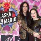 La pareja formada por Alaska y Mario Vaquerizo posa en la promoción de este ‘reality’.