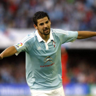 El centrocampista del Celta Nolito celebra el primer gol de ayer ante el Barcelona.