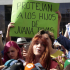 Un momento de la lectura de la carta de Juana Rivas. PEPE TORES